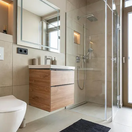 Апартаменты Hafen 8 Цвенкау